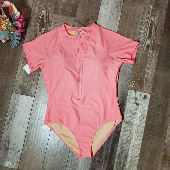 NWT Wallflower Swim Women's Coral Pink Short Sleeve Zip Front Swimsuit Size 1X - Picture 1 of 15
